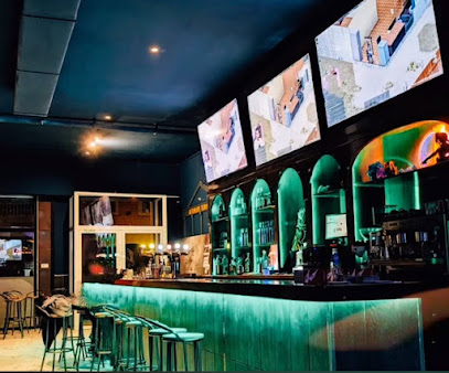 Foto de la tienda Afterlife Esports Gamer Bar
